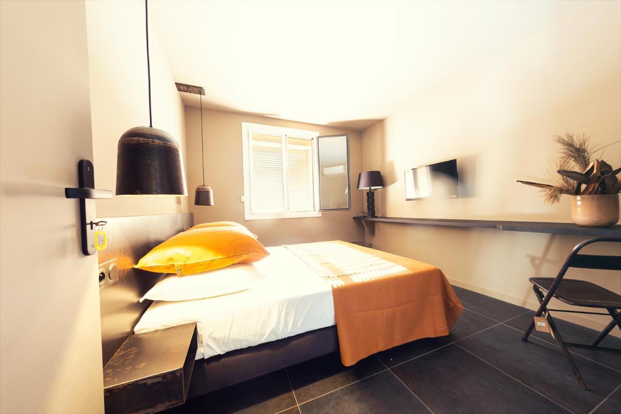 El Pati Bed & Breakfast Тюир Екстериор снимка